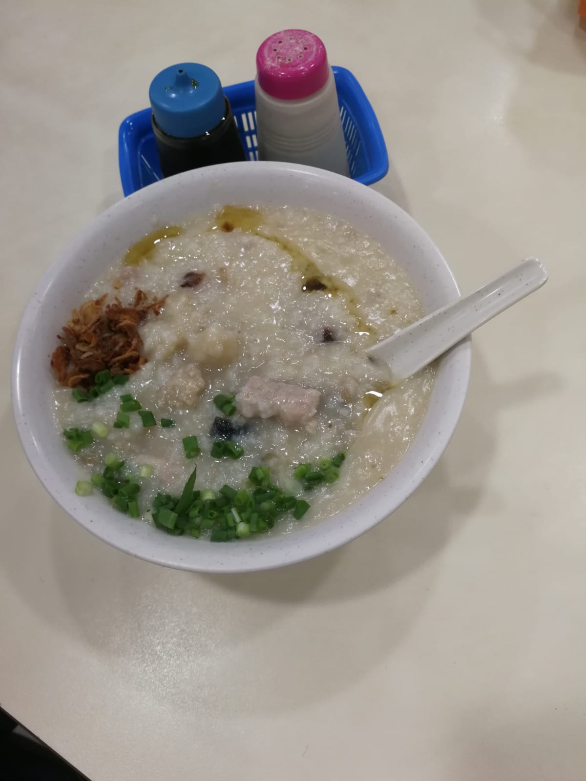 DELICIOUS PORRIDGE ON A COLD MORNING